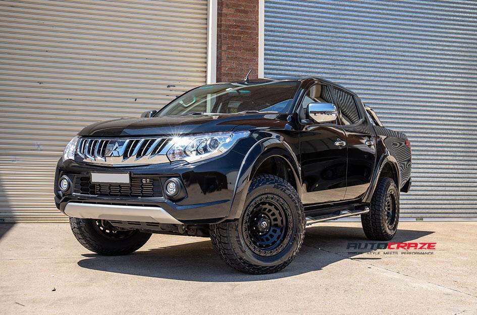 MITSUBISHI TRITON ZEPHYR MATTE BLACK